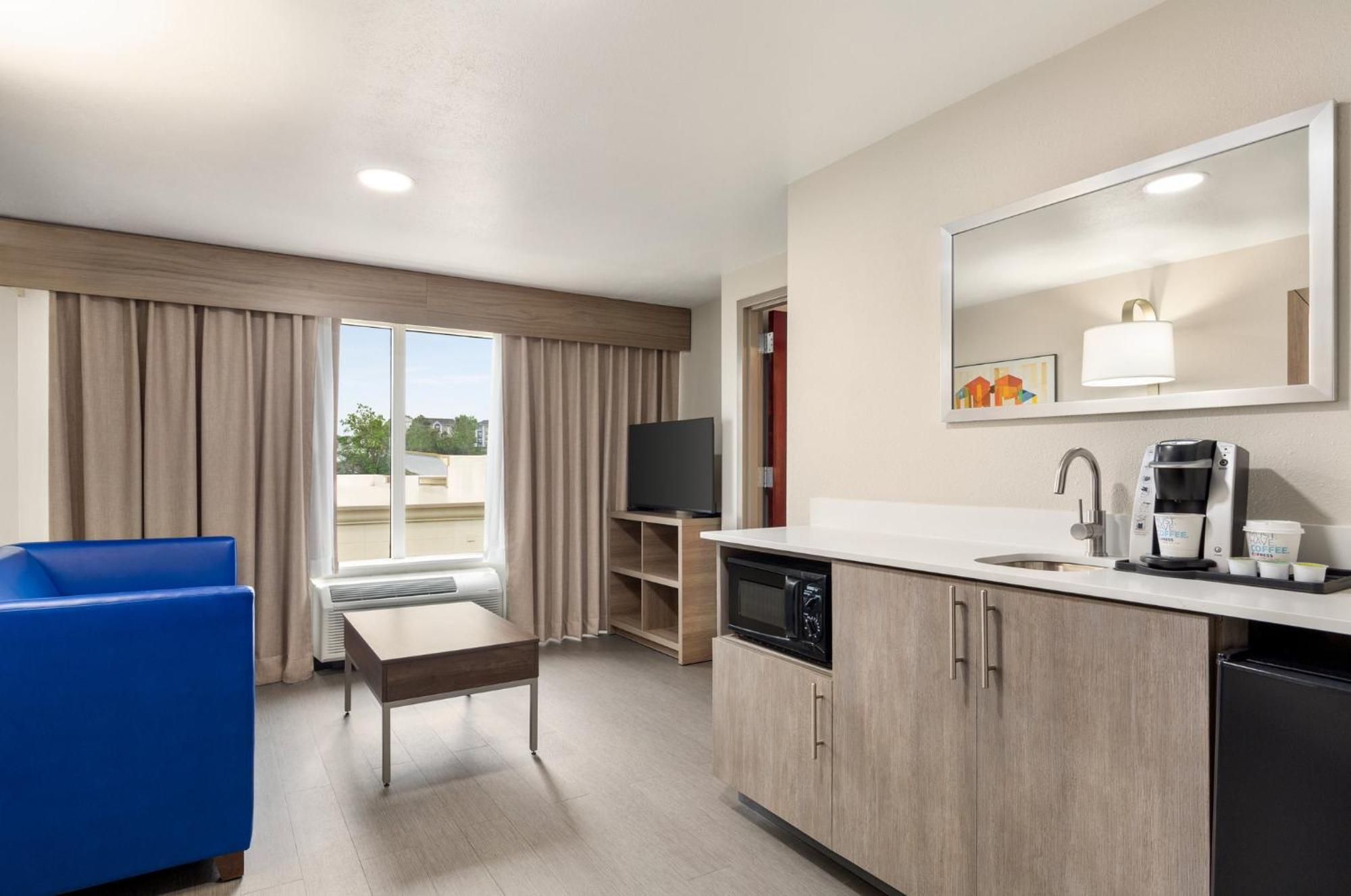 Holiday Inn Express & Suites - Tuscaloosa-University By Ihg Bagian luar foto