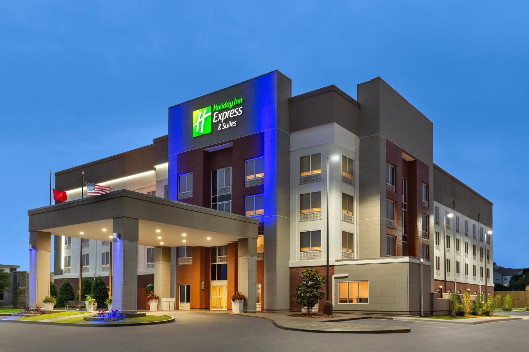 Holiday Inn Express & Suites - Tuscaloosa-University By Ihg Bagian luar foto
