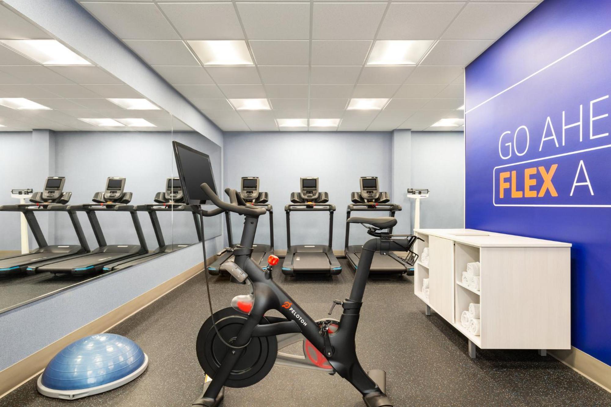 Holiday Inn Express & Suites - Tuscaloosa-University By Ihg Bagian luar foto