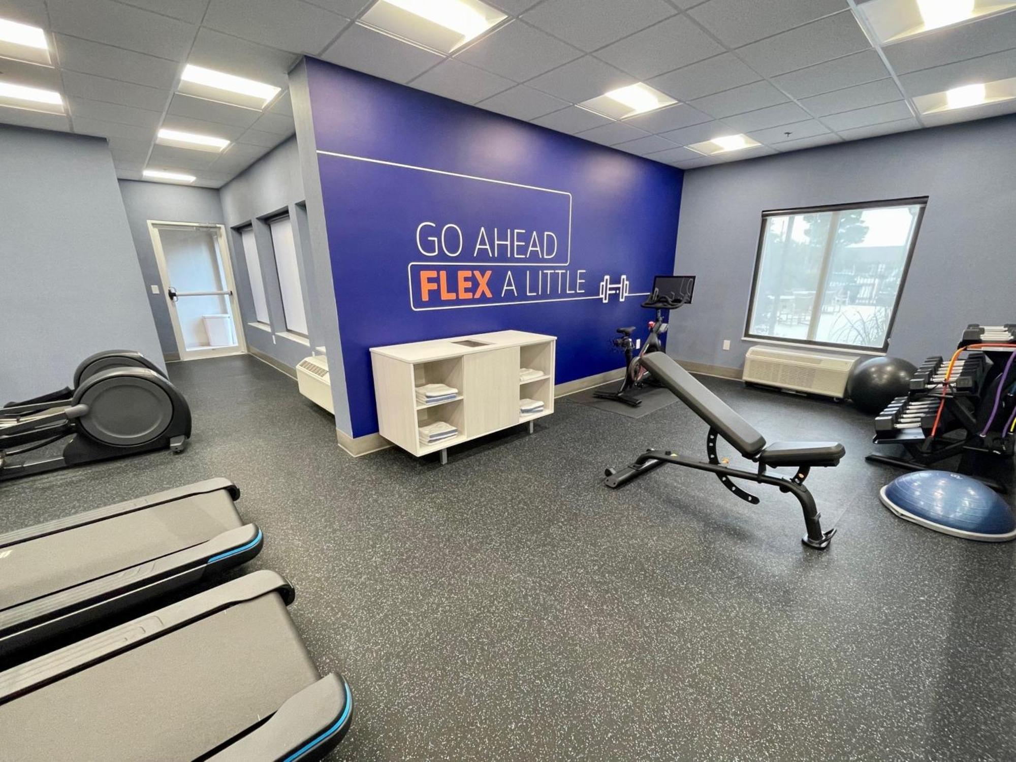 Holiday Inn Express & Suites - Tuscaloosa-University By Ihg Bagian luar foto