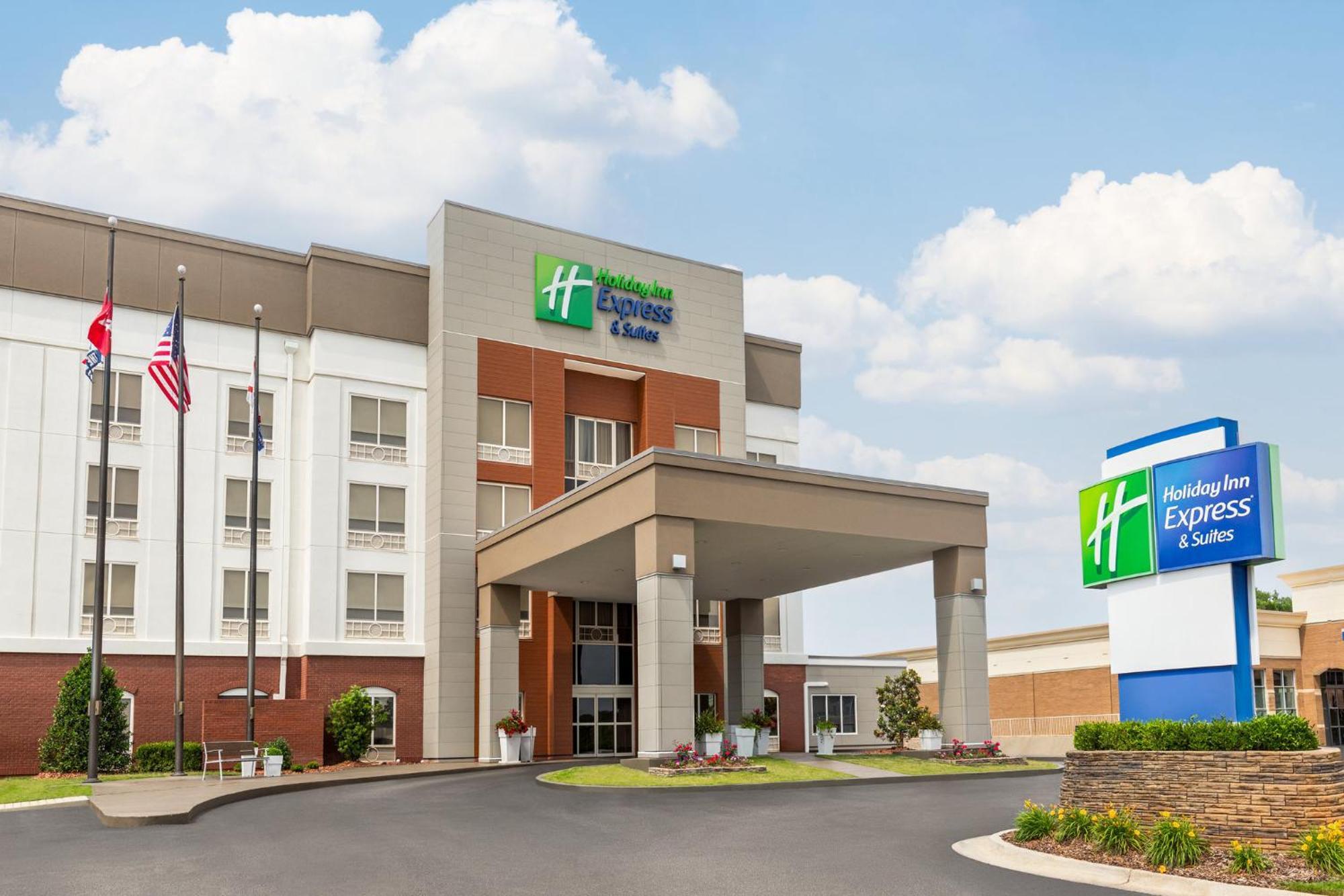 Holiday Inn Express & Suites - Tuscaloosa-University By Ihg Bagian luar foto